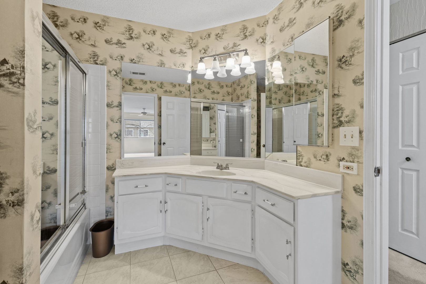 1406 Aldgate Court Unit: D2