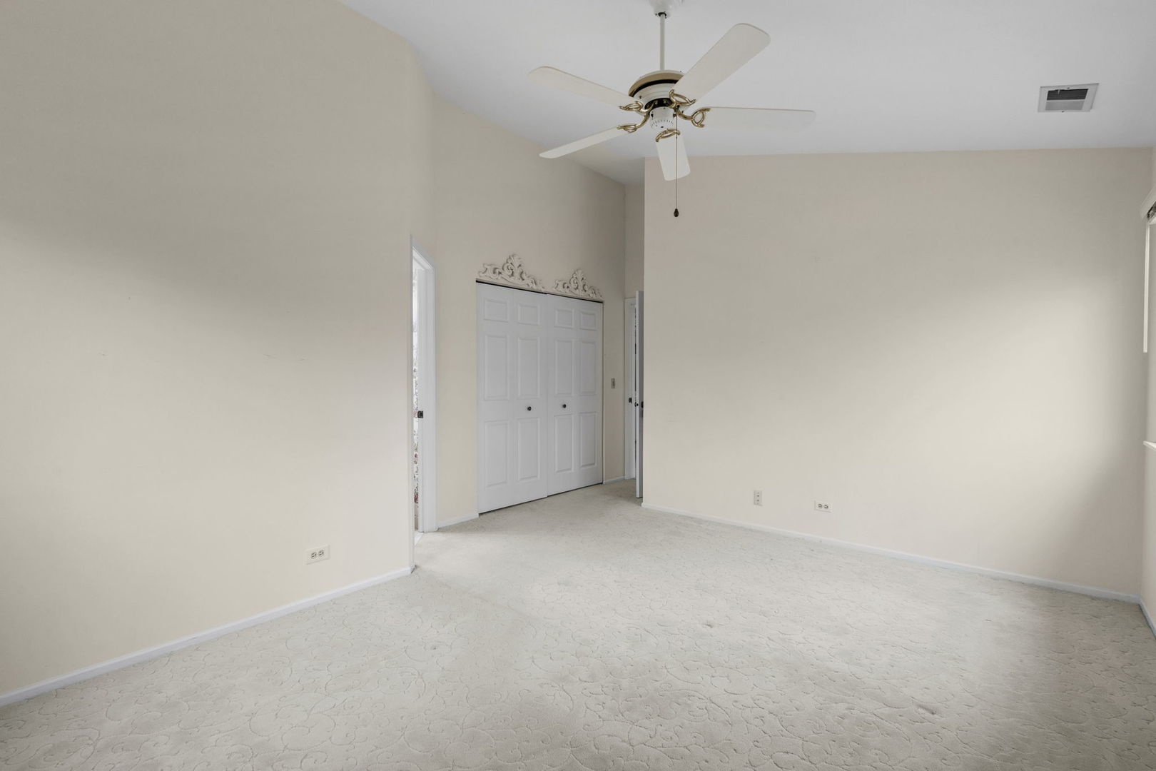 1406 Aldgate Court Unit: D2
