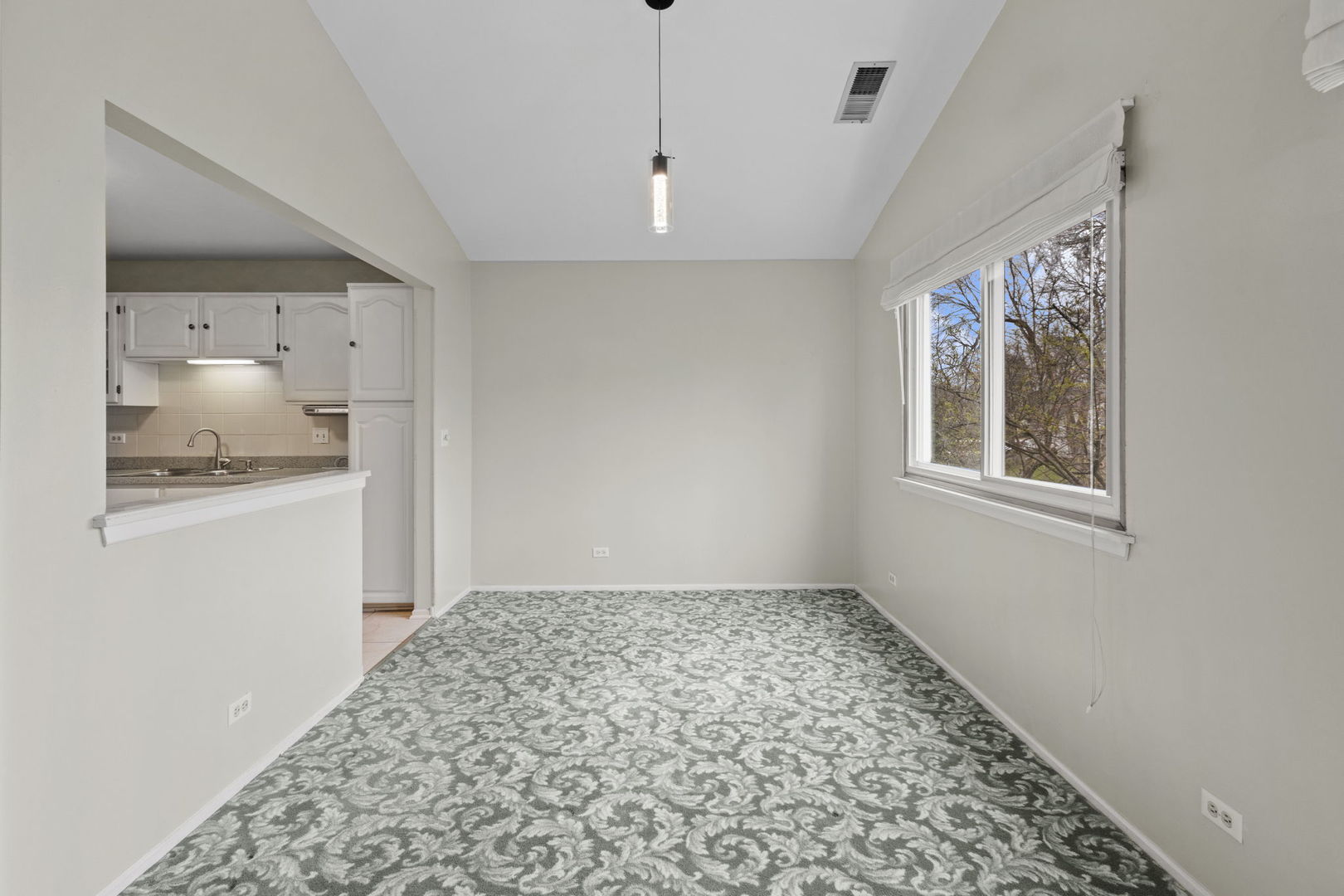 1406 Aldgate Court Unit: D2