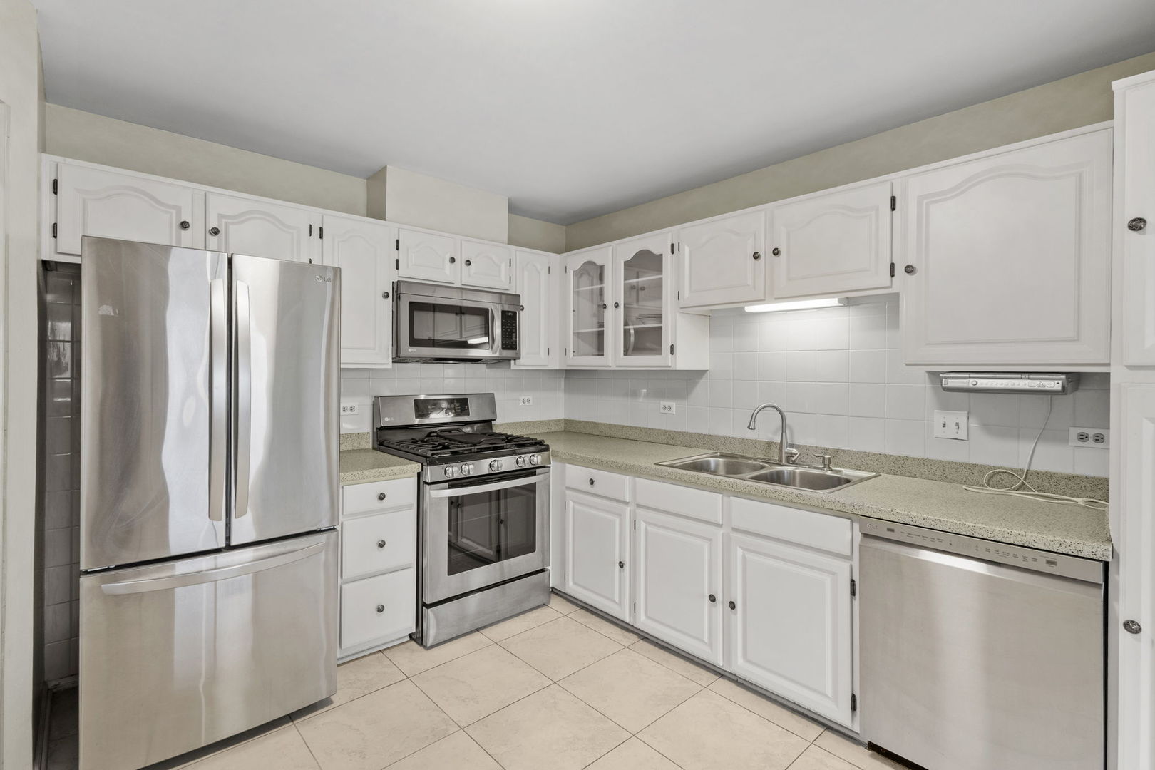 1406 Aldgate Court Unit: D2