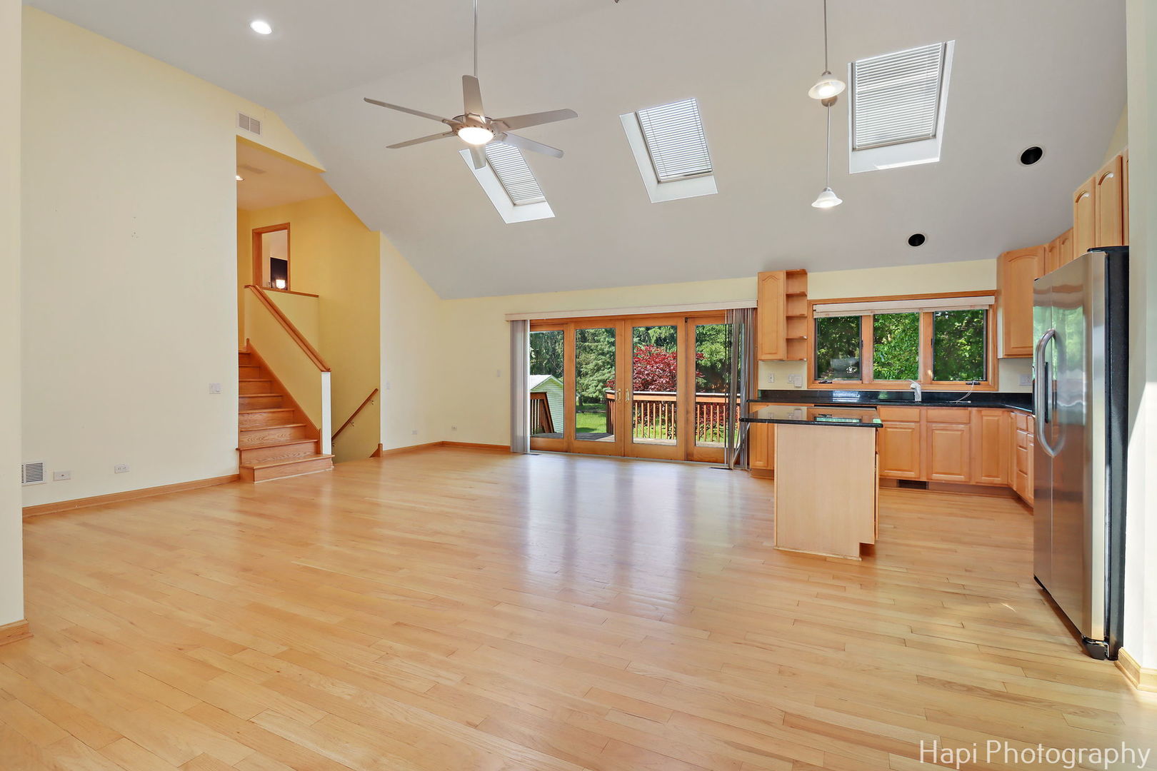 42584 N Woodbine Avenue