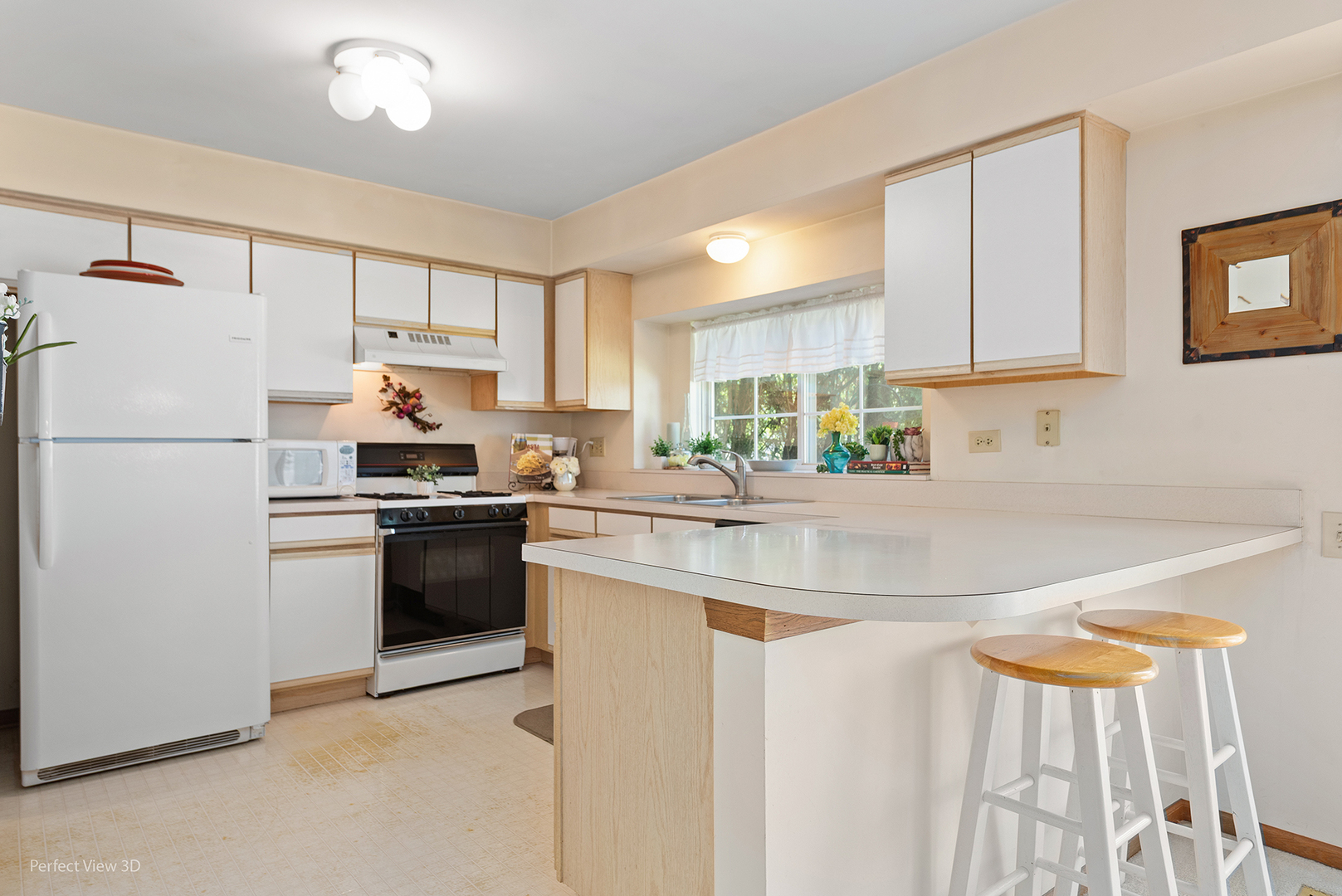 182 Half Moon Circle