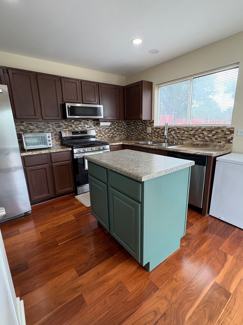 15 Yardley Court Unit: 15
