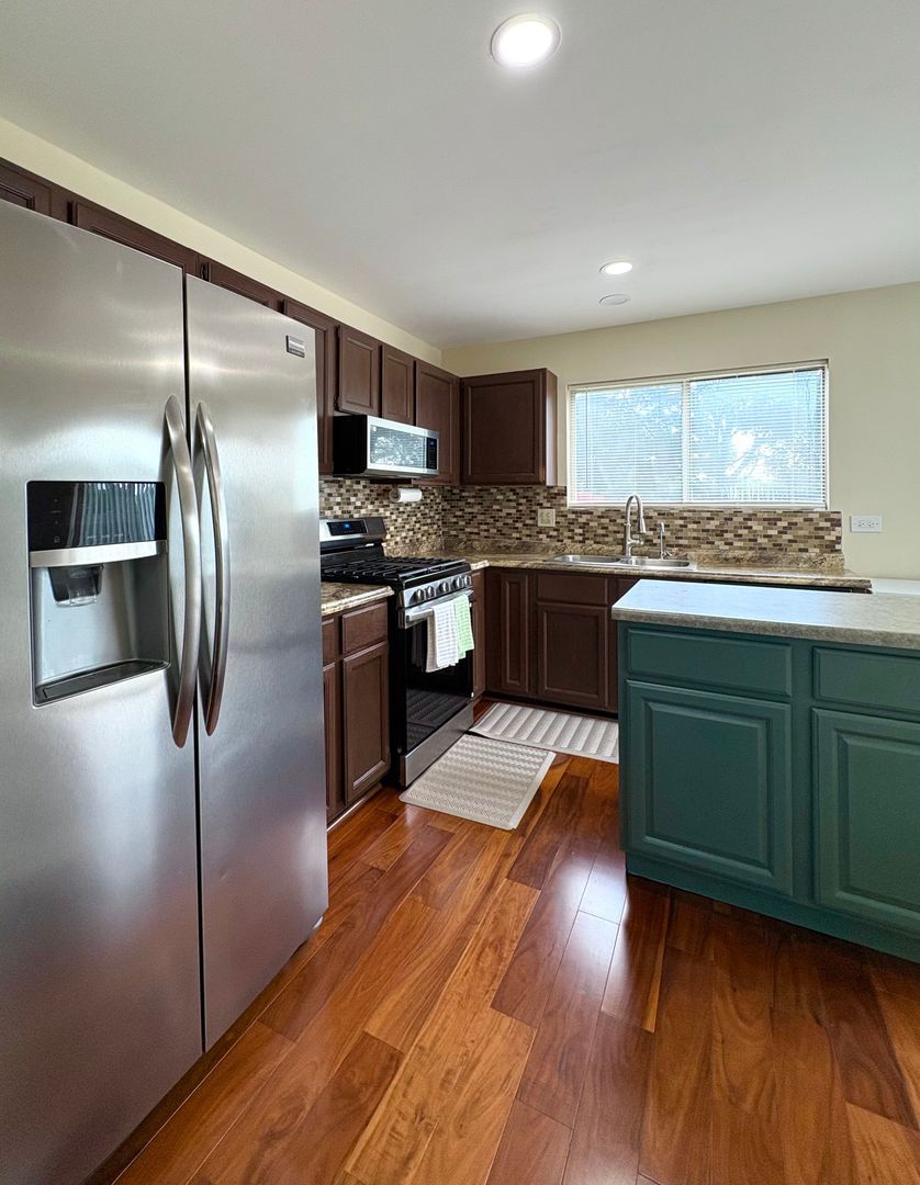15 Yardley Court Unit: 15