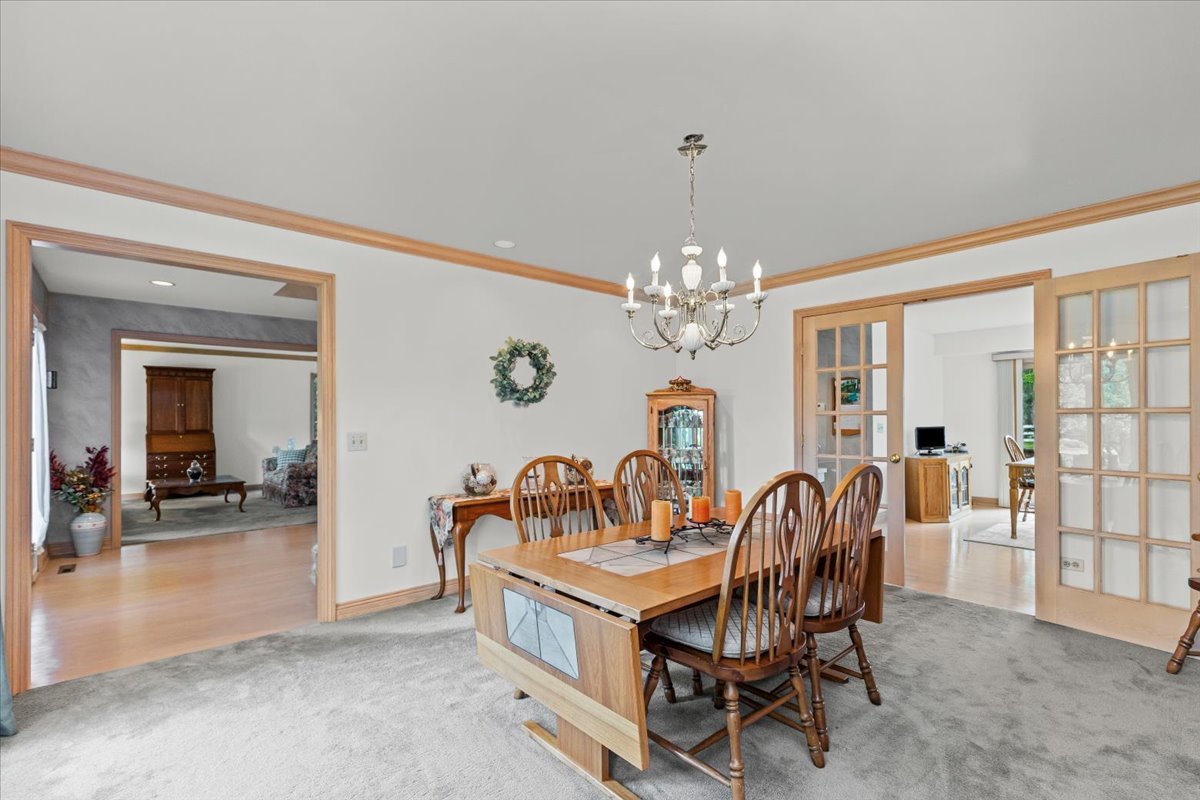 17917 W Pond Ridge Circle