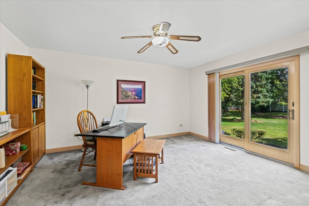 17917 W Pond Ridge Circle