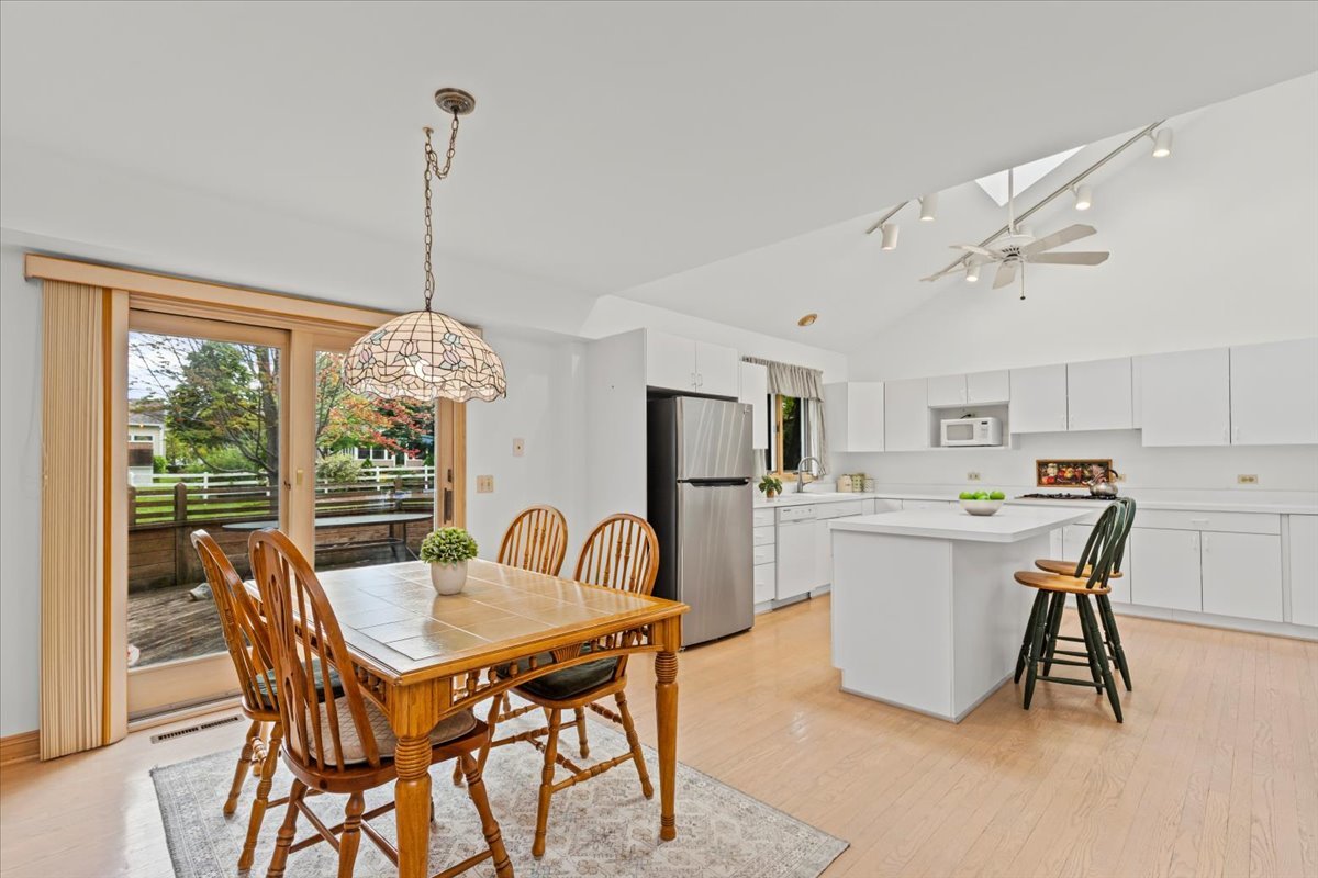 17917 W Pond Ridge Circle