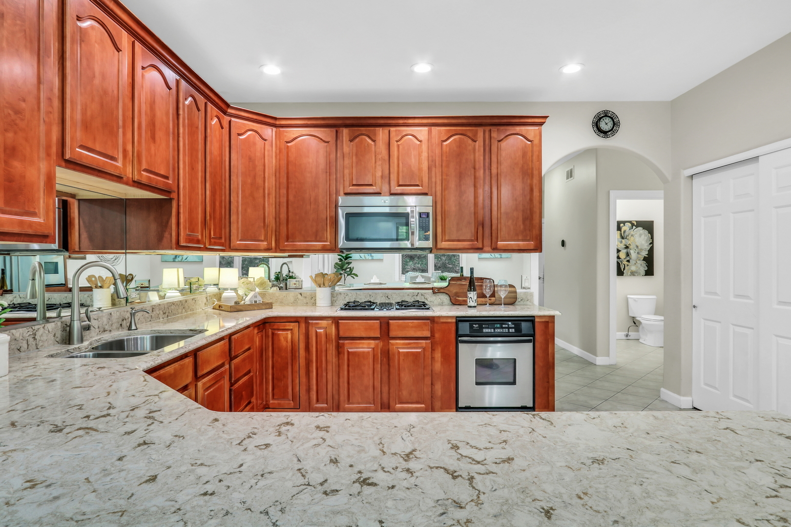 1093 Suffolk Court