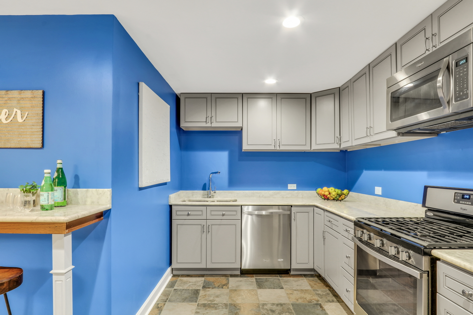 1093 Suffolk Court