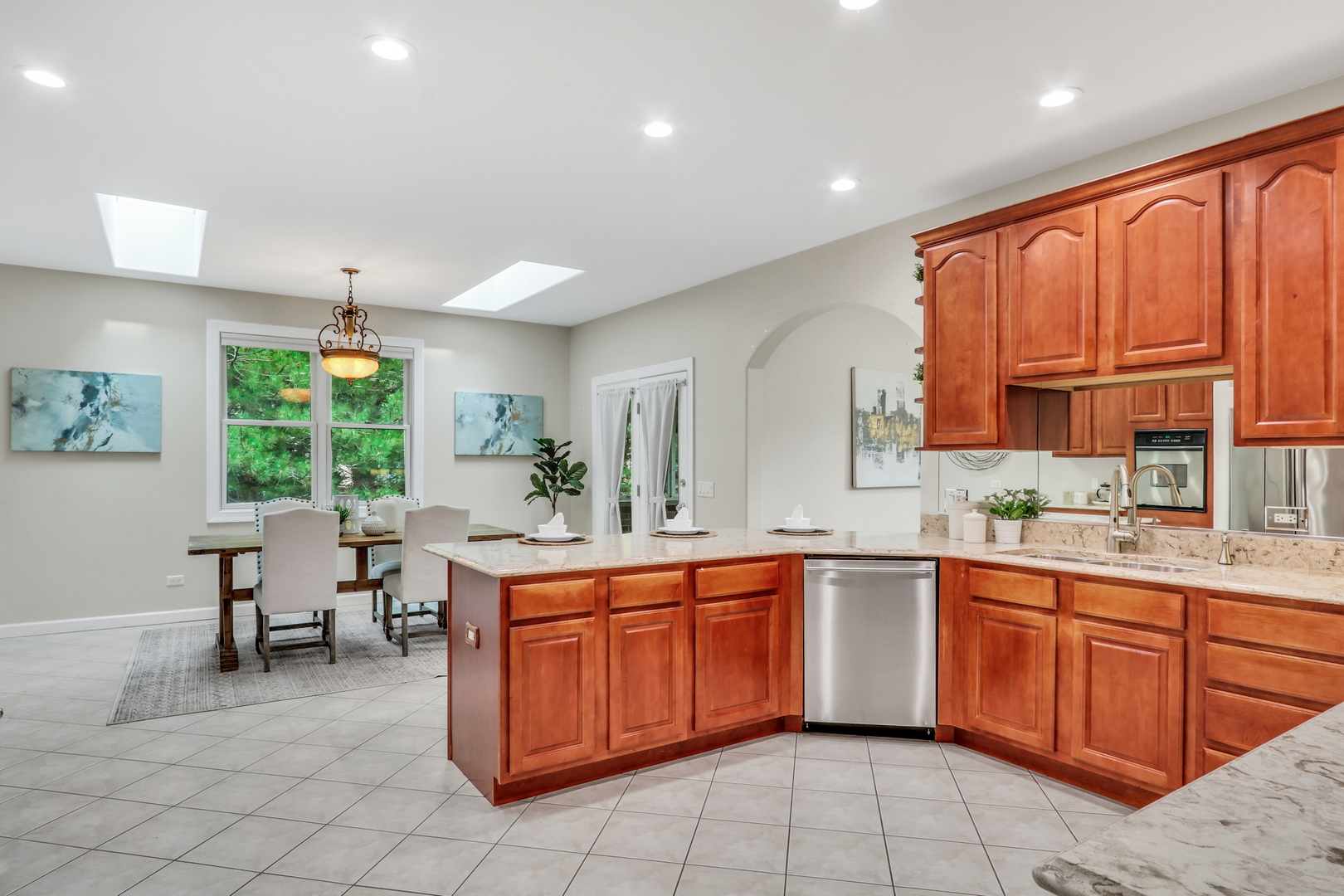 1093 Suffolk Court