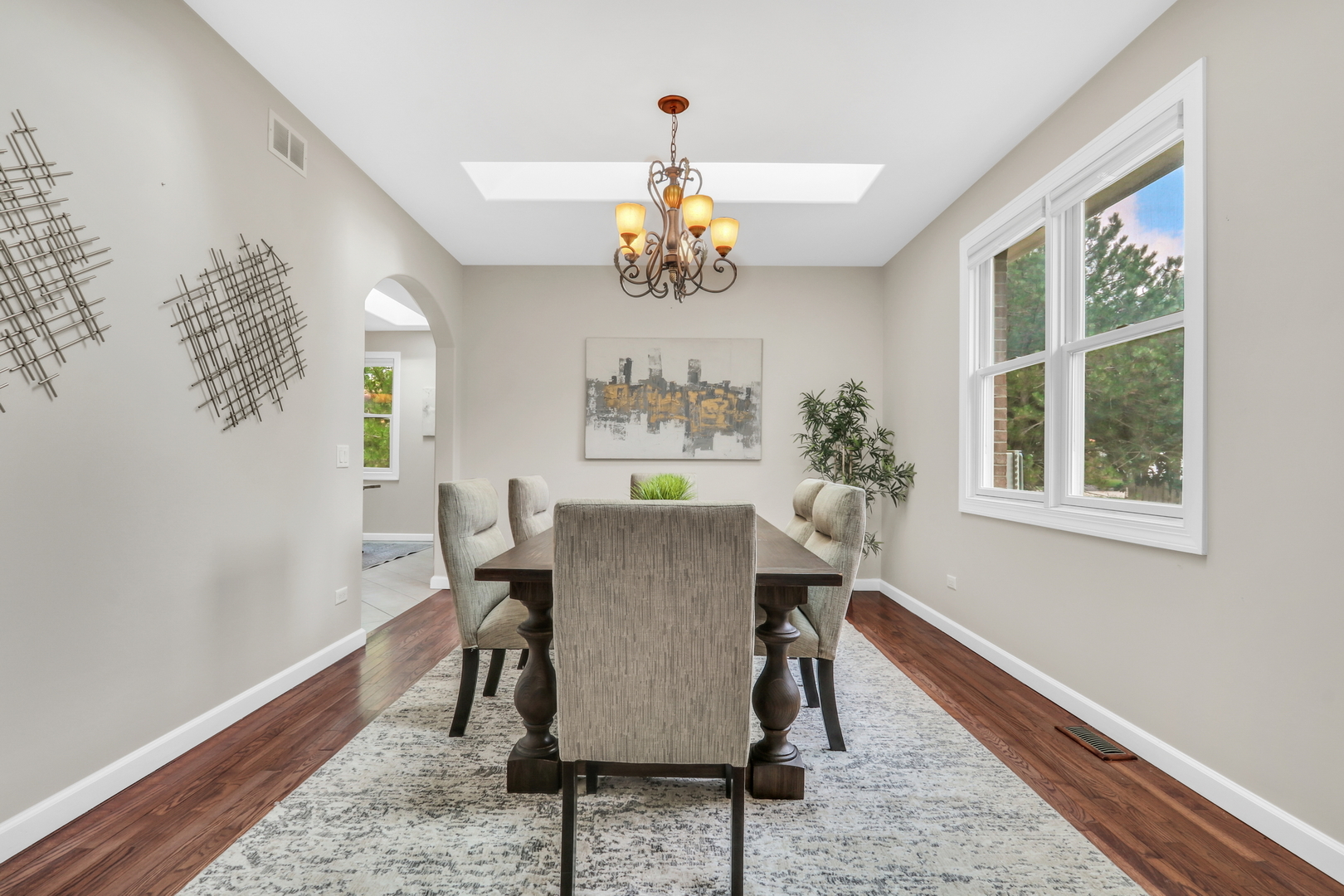 1093 Suffolk Court