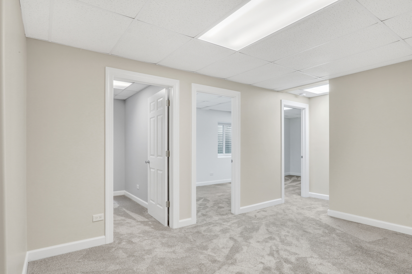 1093 Suffolk Court