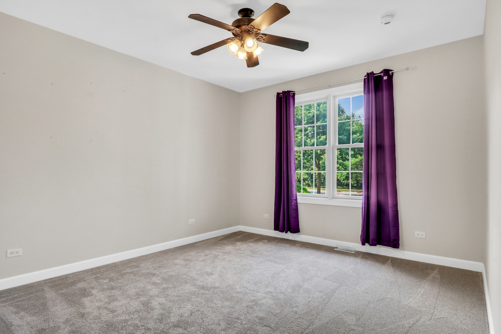 1093 Suffolk Court