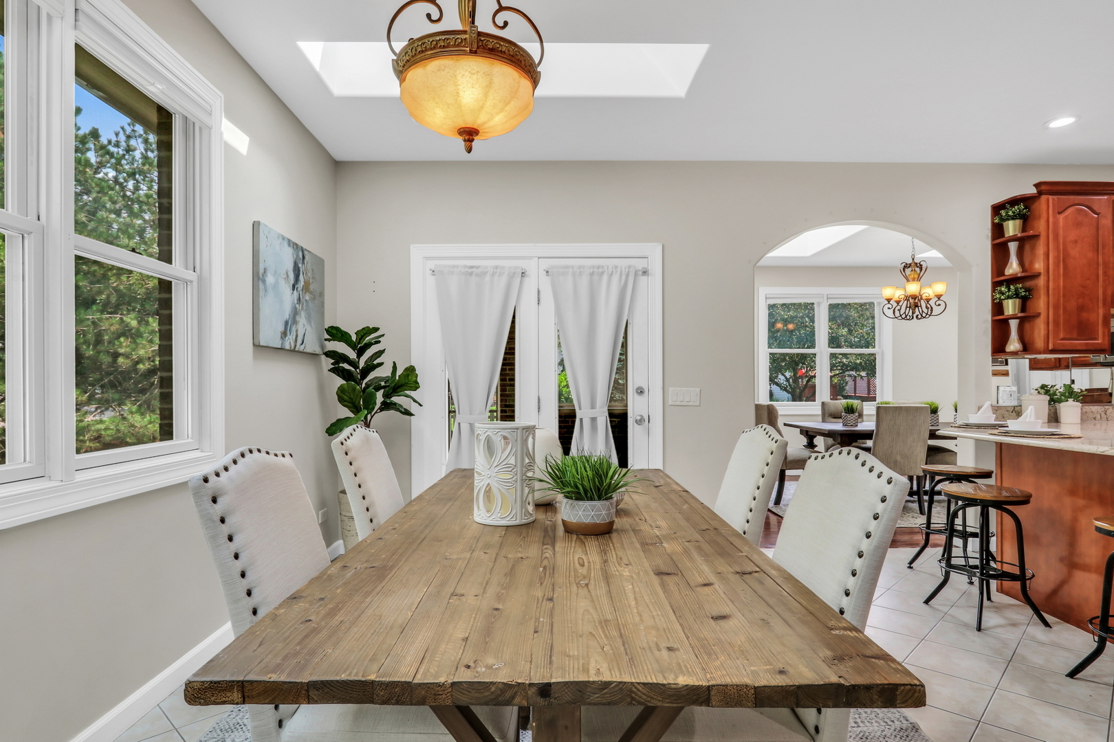 1093 Suffolk Court