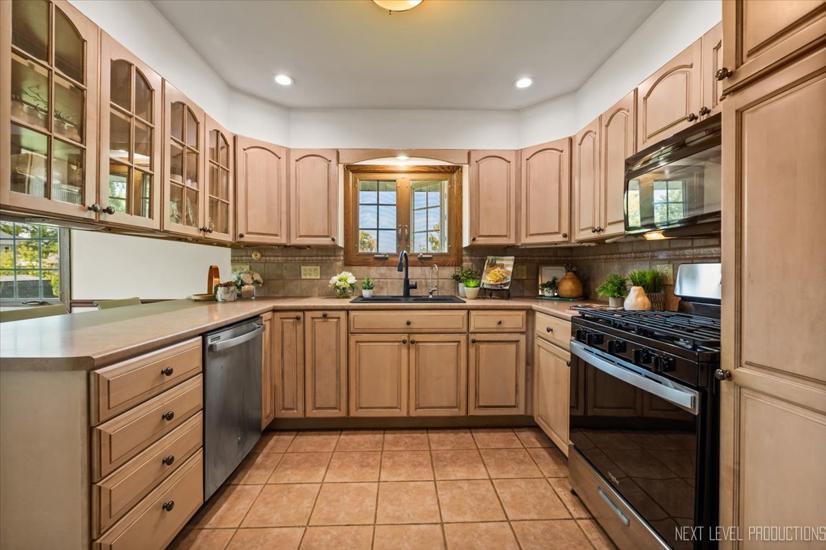 38W144 Beckman Trail