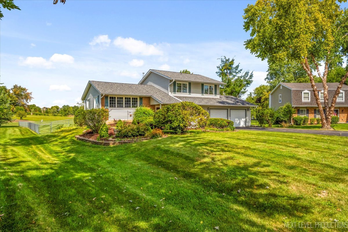 38W144 Beckman Trail
