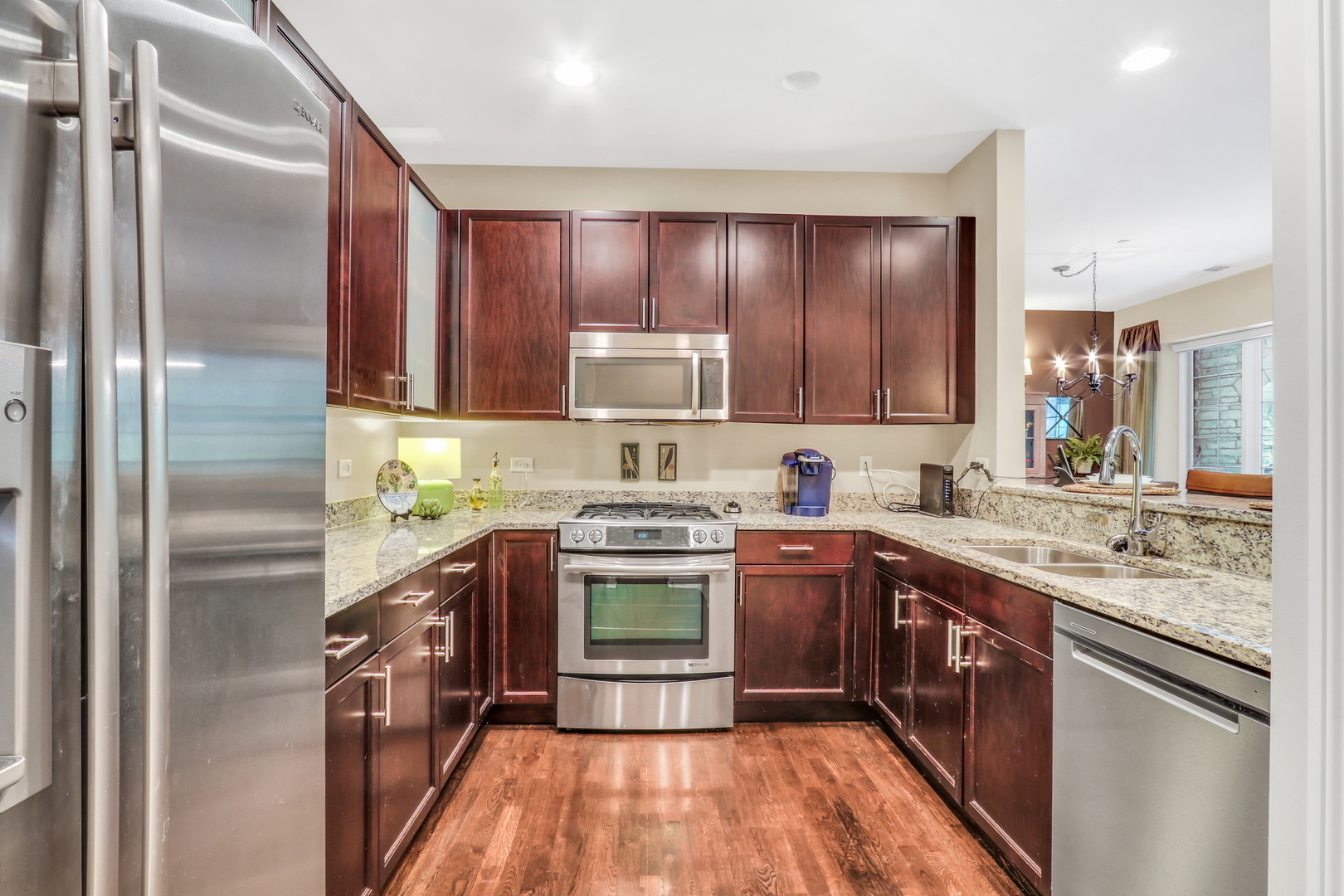 1800 Amberley Court Unit: 110