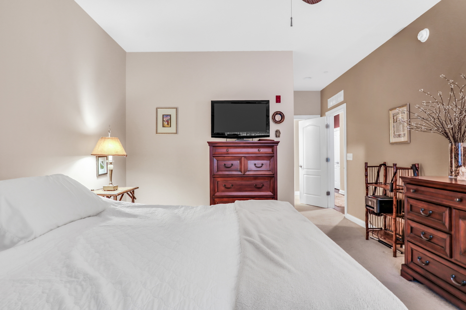1800 Amberley Court Unit: 110
