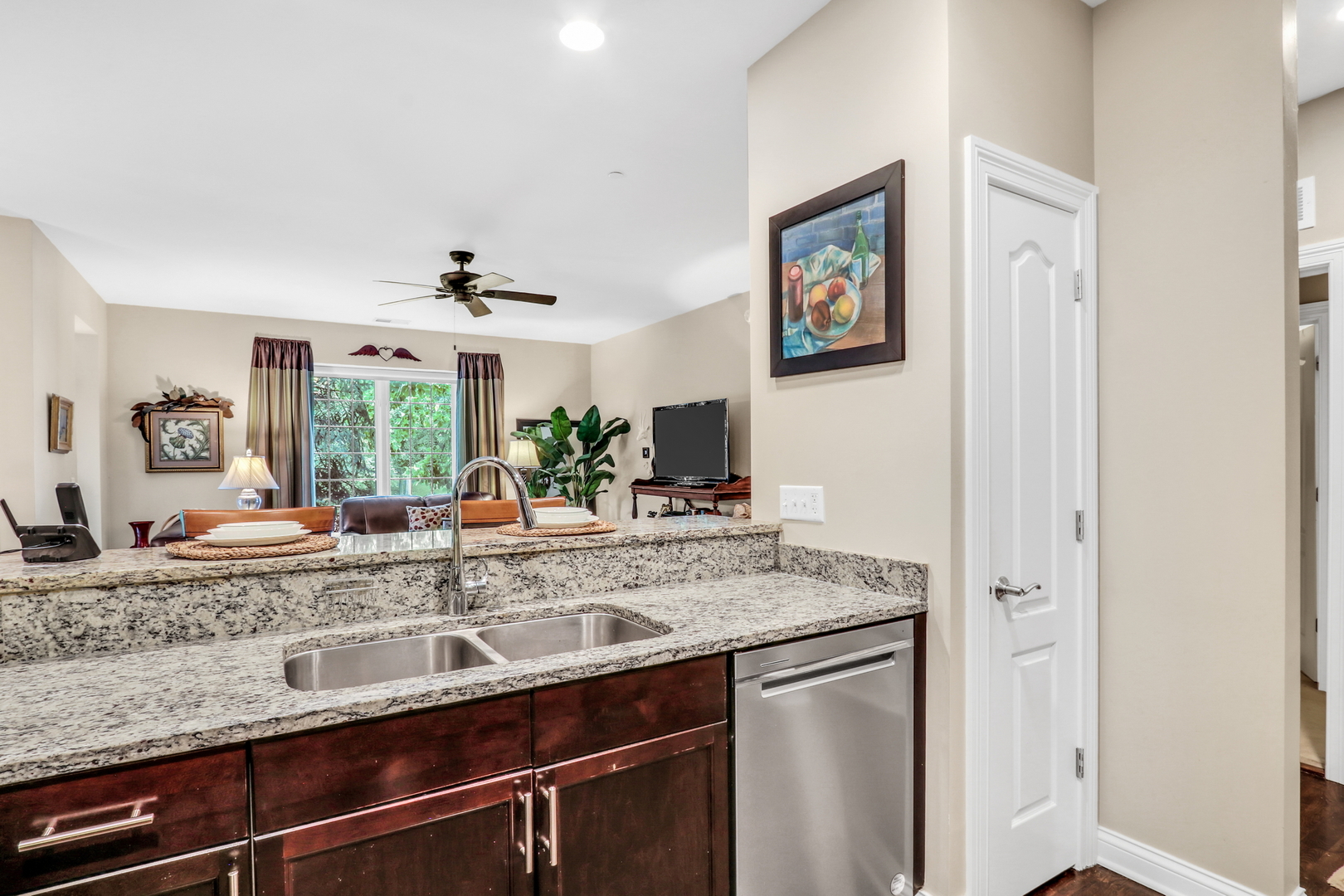1800 Amberley Court Unit: 110