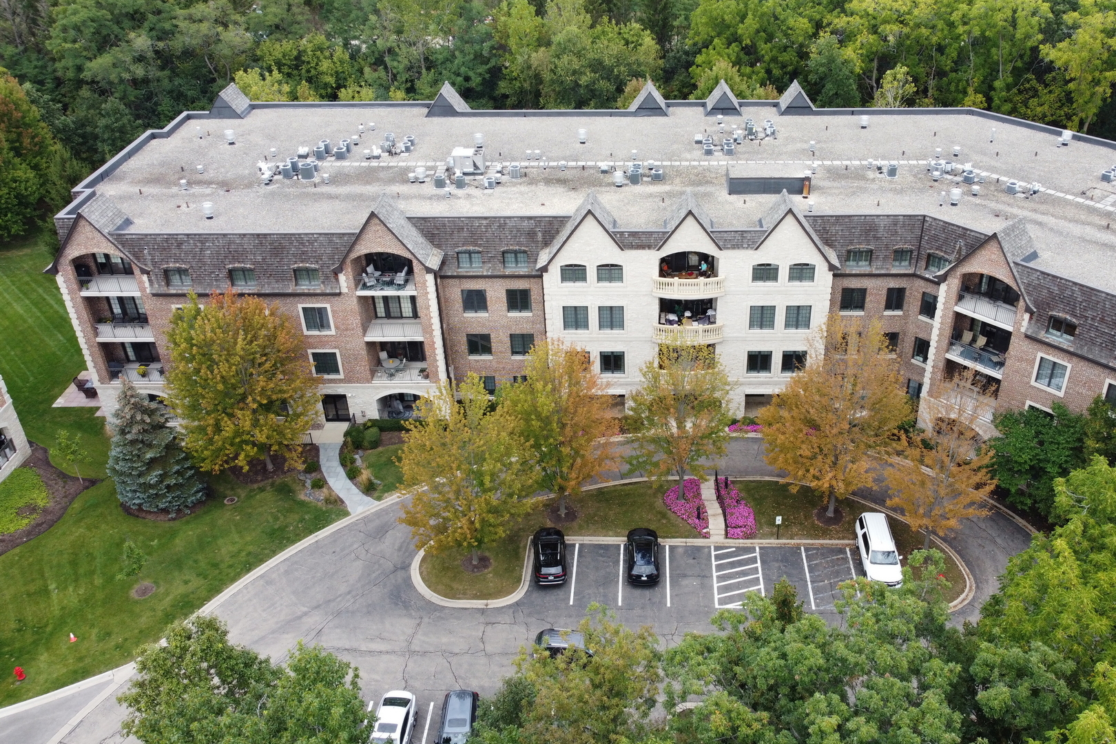 1800 Amberley Court Unit: 110