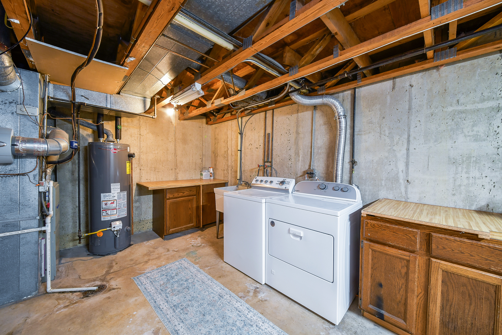 46 White Oak Circle Unit: 46