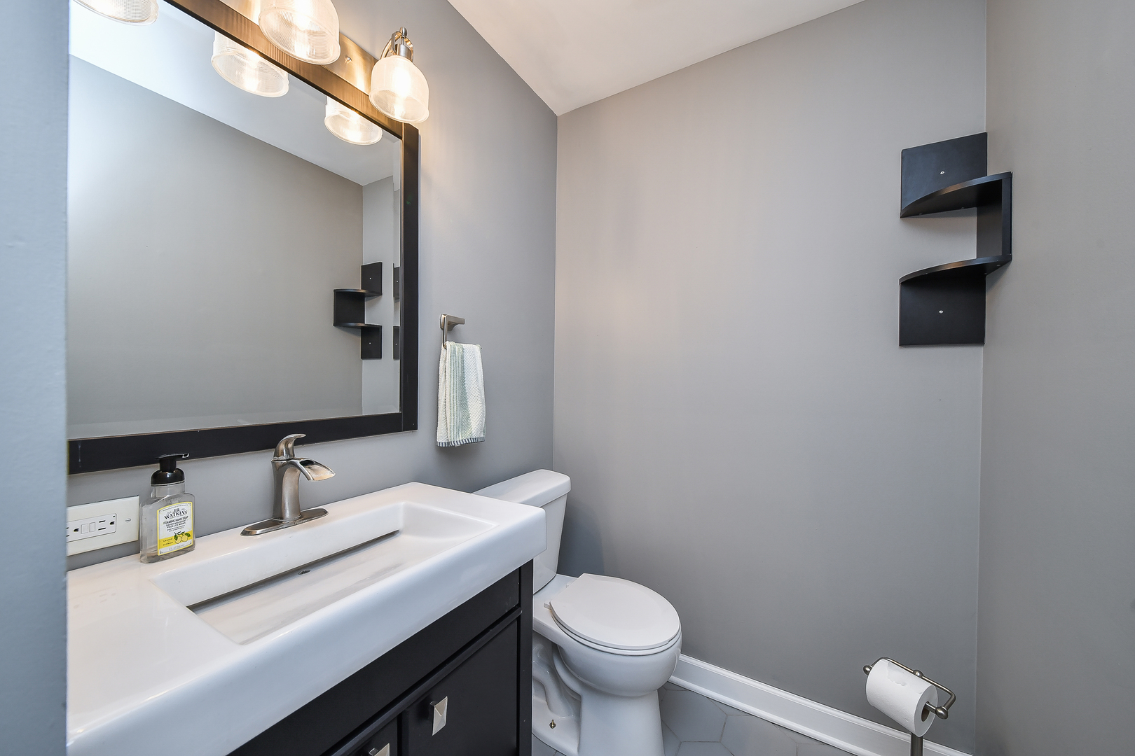 46 White Oak Circle Unit: 46