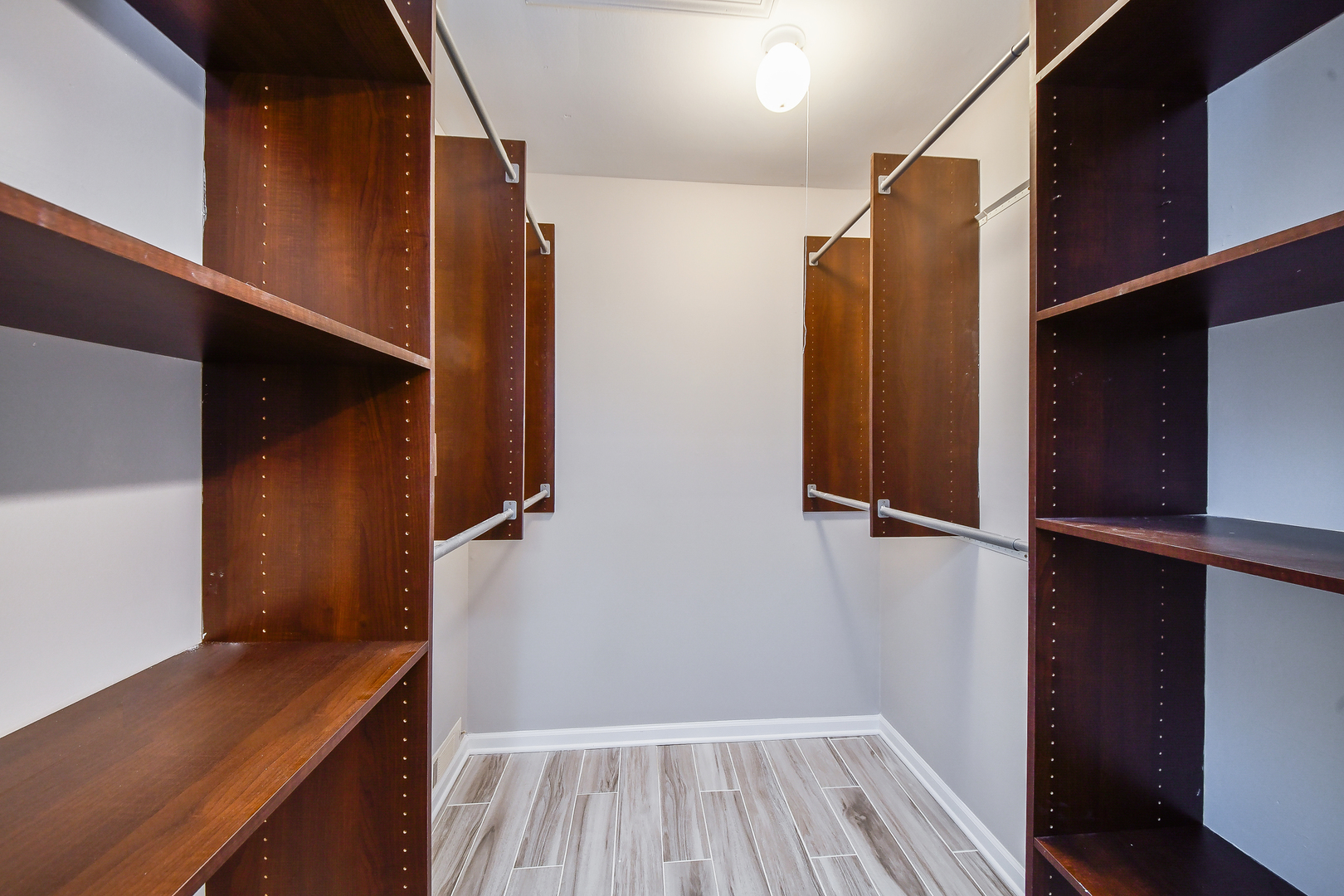 46 White Oak Circle Unit: 46