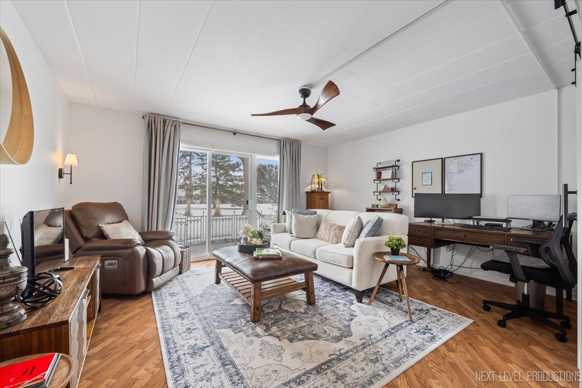 127 N Wolf Road Unit: 60A