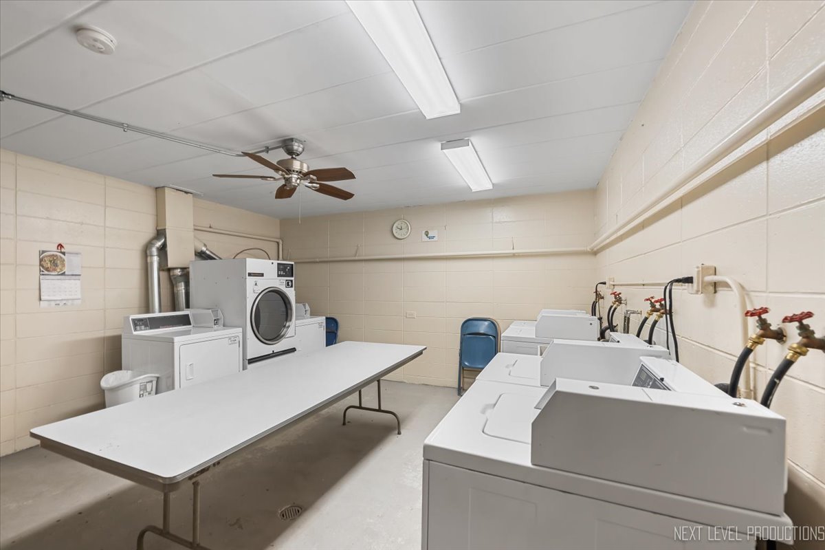 127 N Wolf Road Unit: 60A