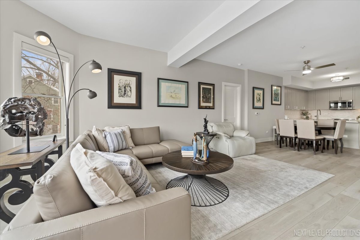 100 N River Lane Unit: 203