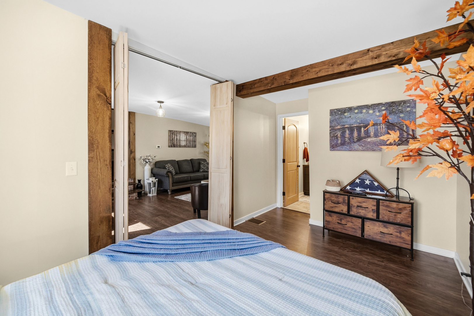 27W726 Central Avenue