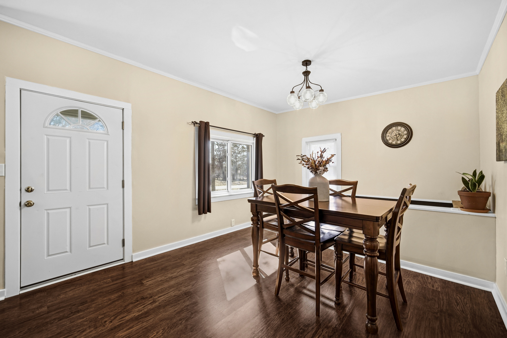 27W726 Central Avenue