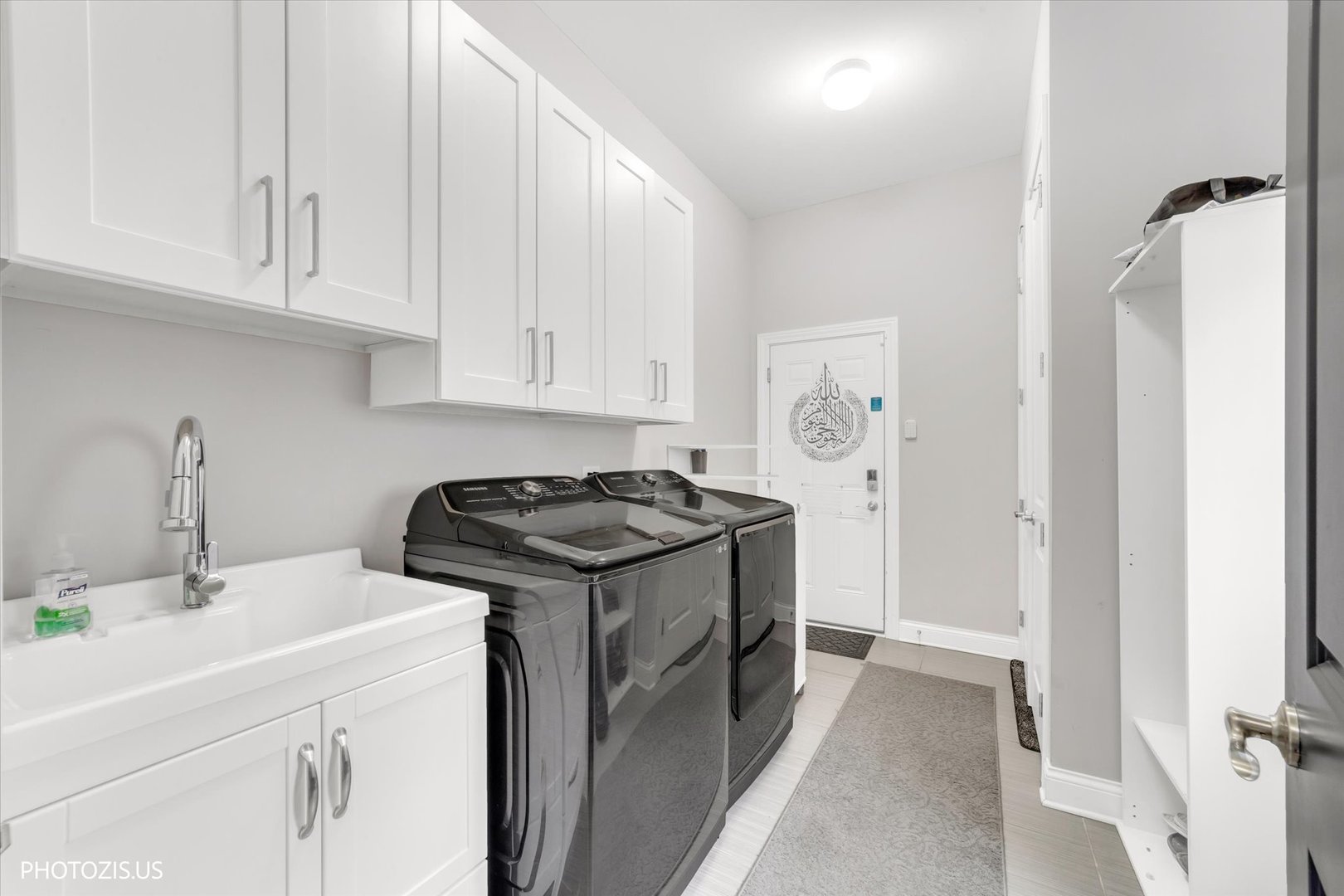 1120 Ashley Lane