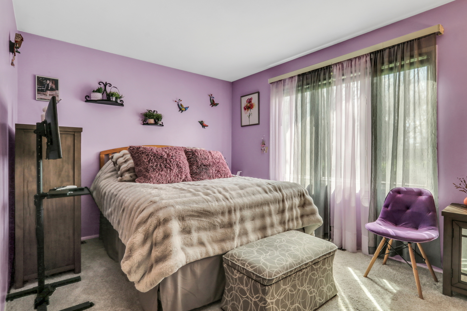 180 Crescent Knoll Drive