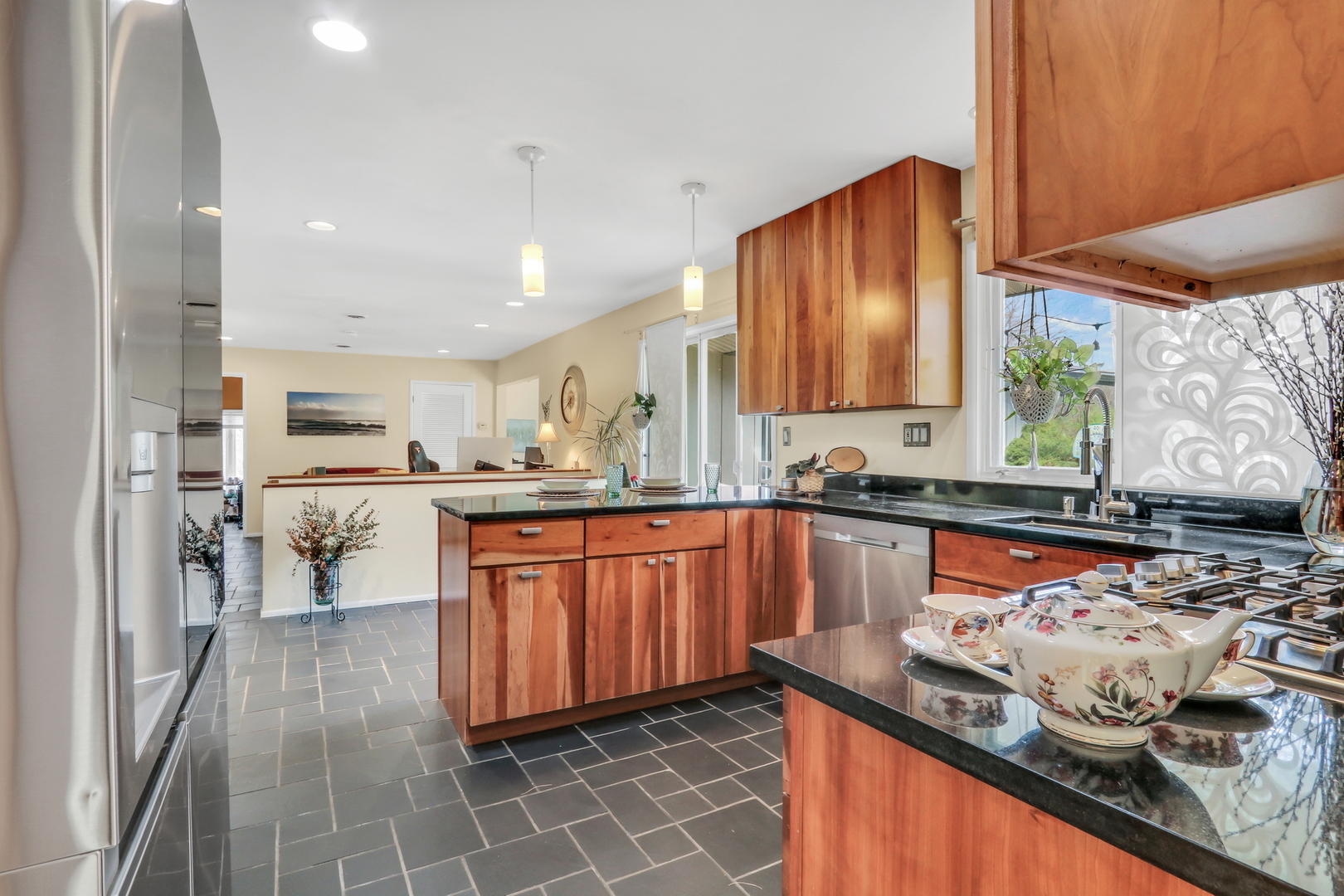 180 Crescent Knoll Drive