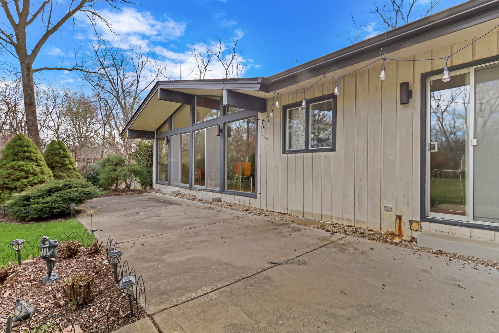 180 Crescent Knoll Drive