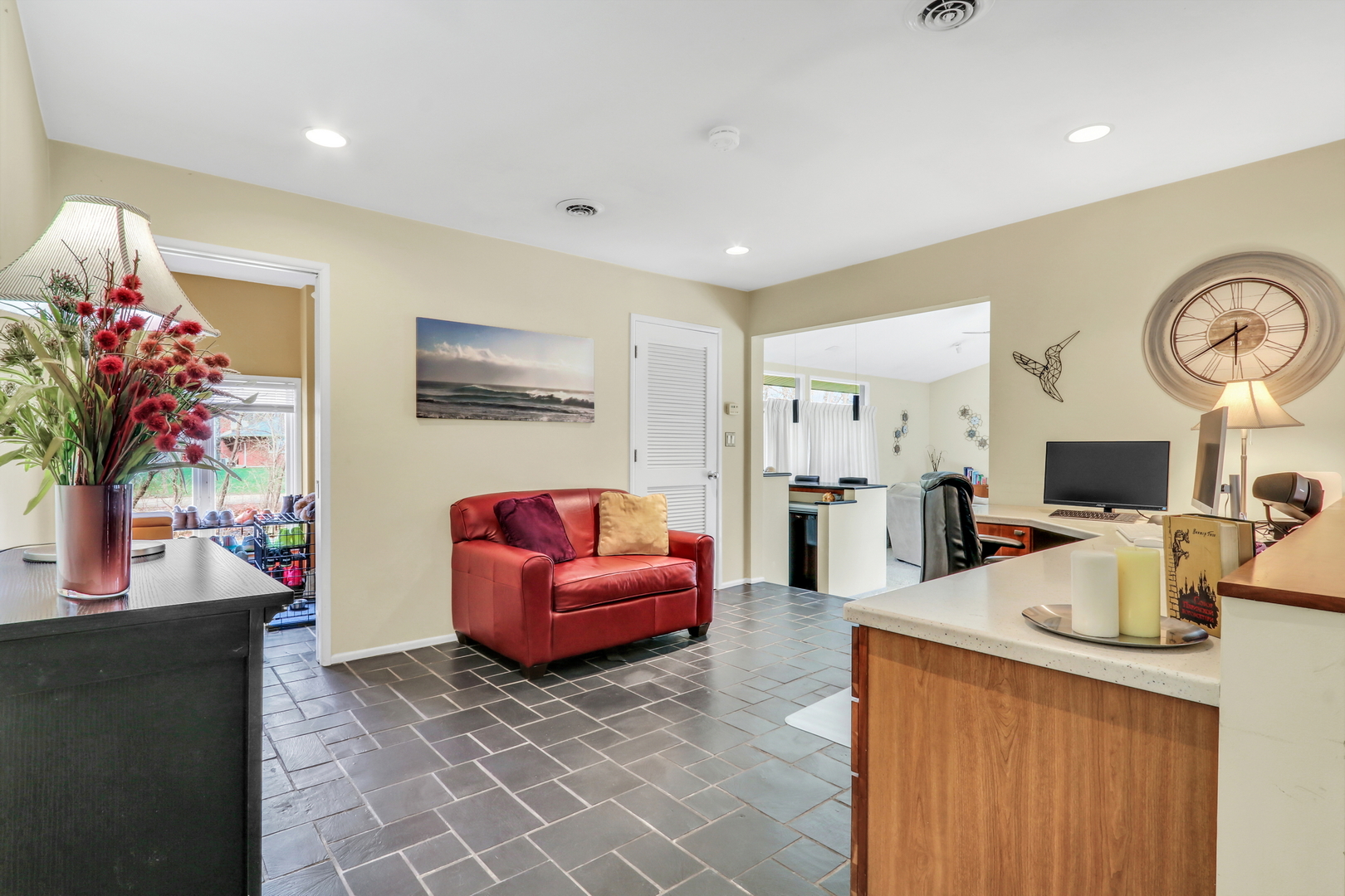 180 Crescent Knoll Drive
