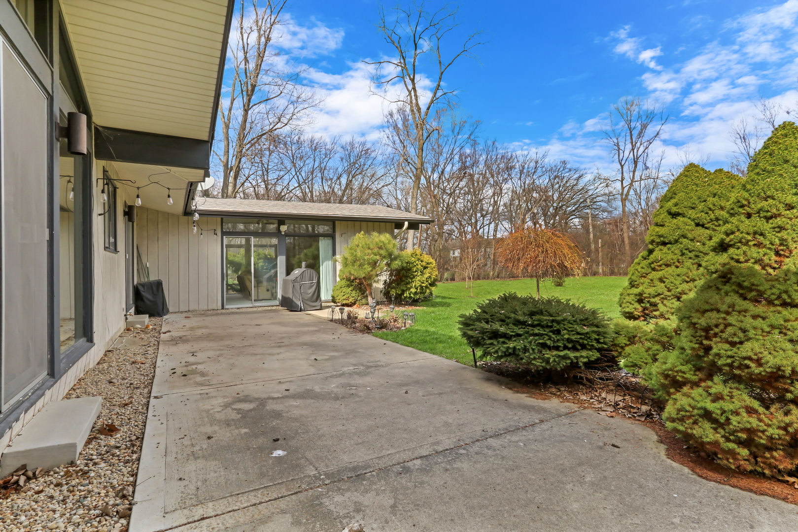 180 Crescent Knoll Drive