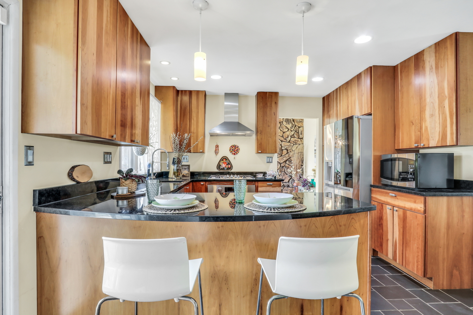 180 Crescent Knoll Drive