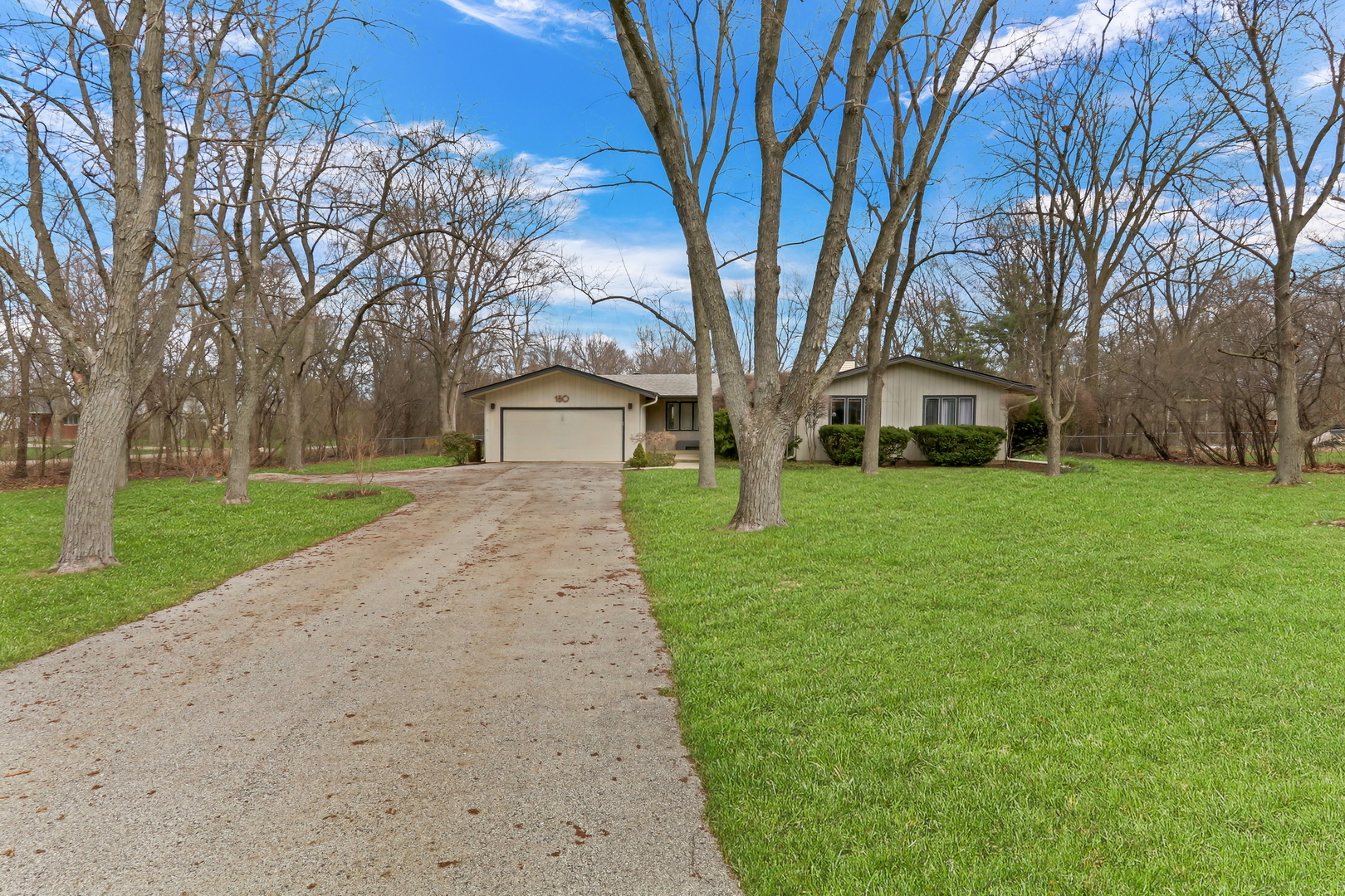 180 Crescent Knoll Drive