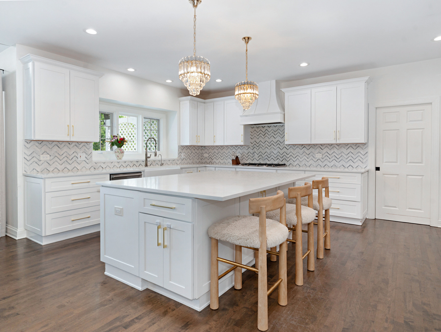 135 Settlers Drive
