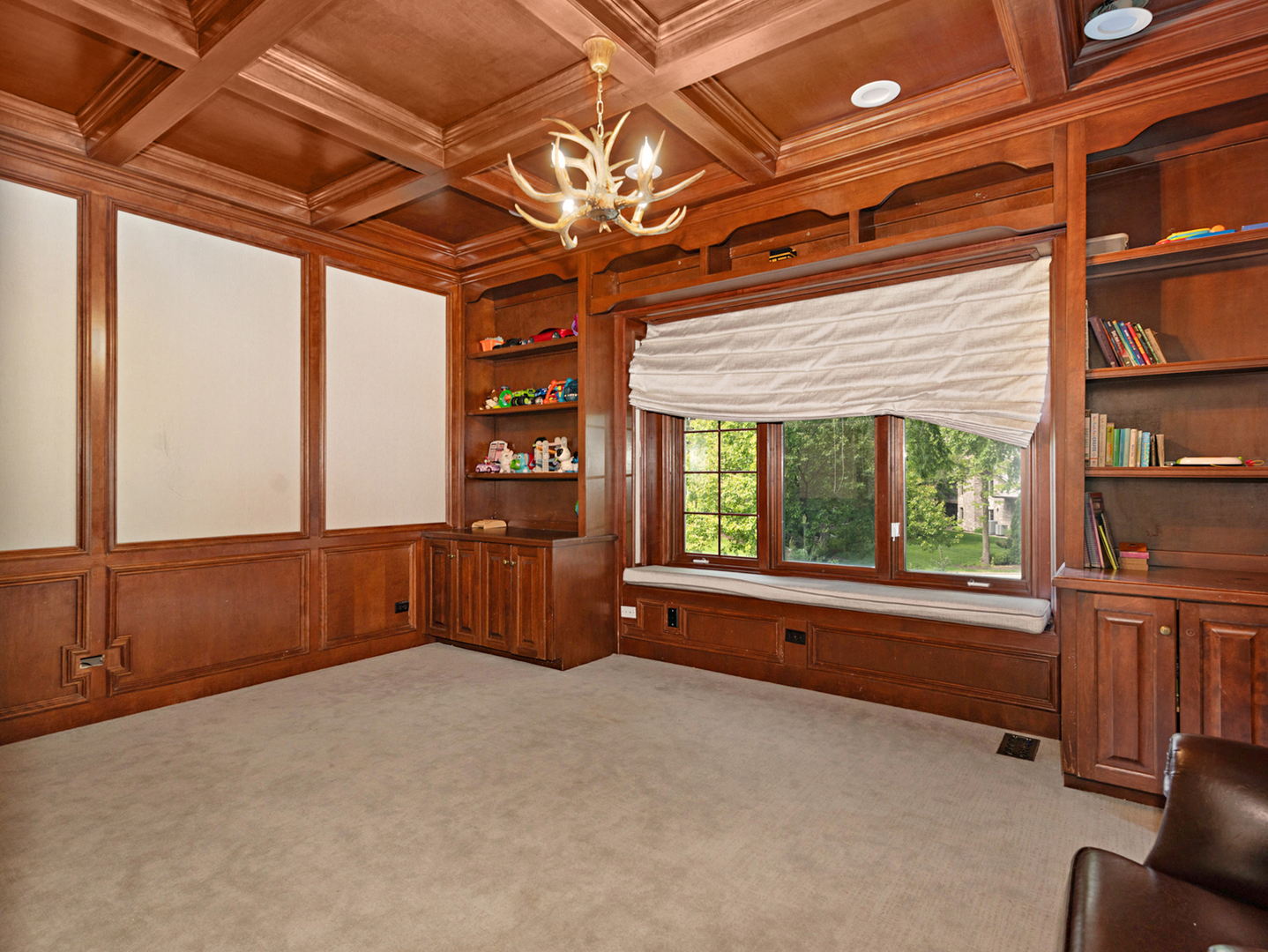 135 Settlers Drive