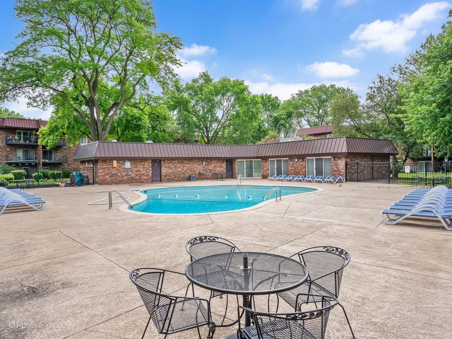 1121 W Ogden Avenue Unit: 253