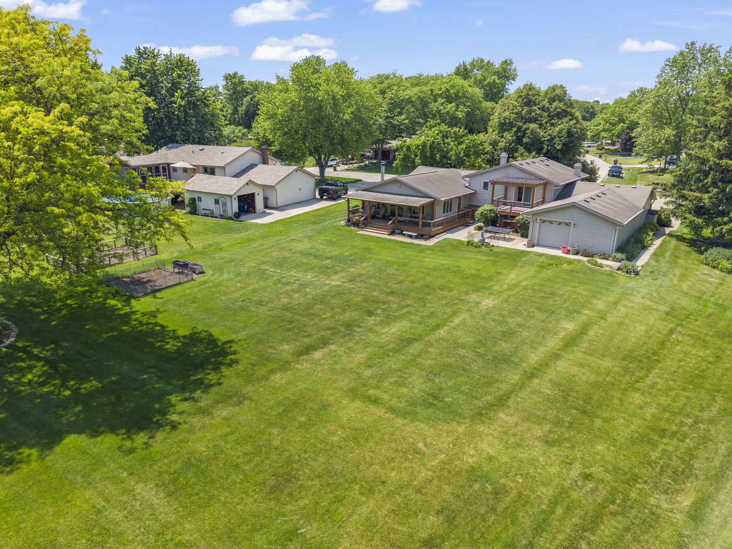 11S669 Schillinger Drive