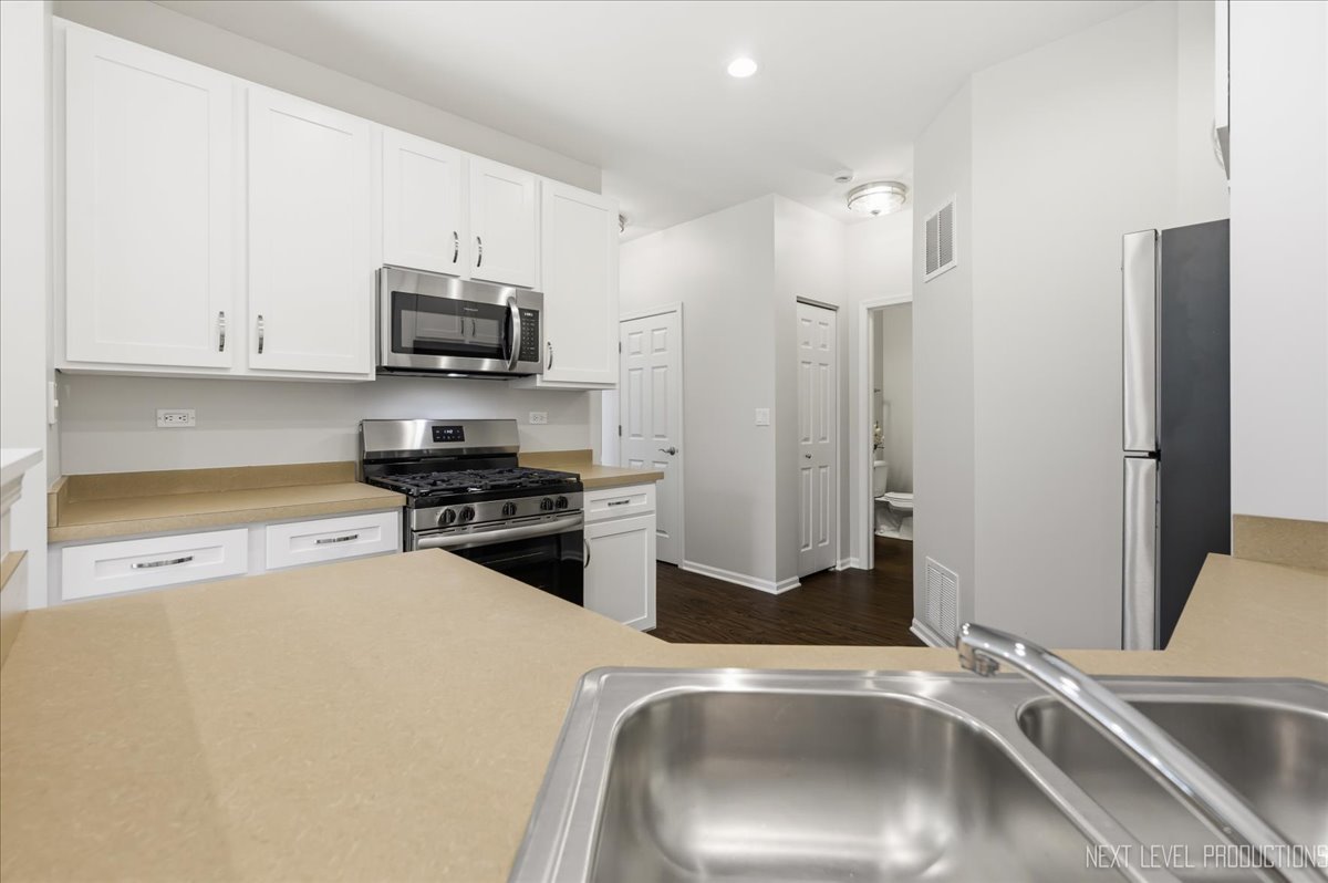 398 Chesapeake Lane Unit: 2