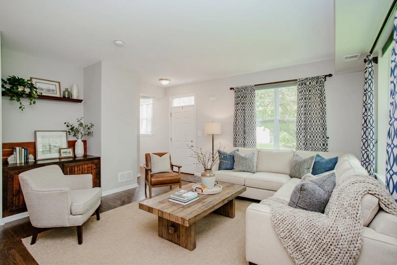 1208 WAVERLY Drive Unit: 1208