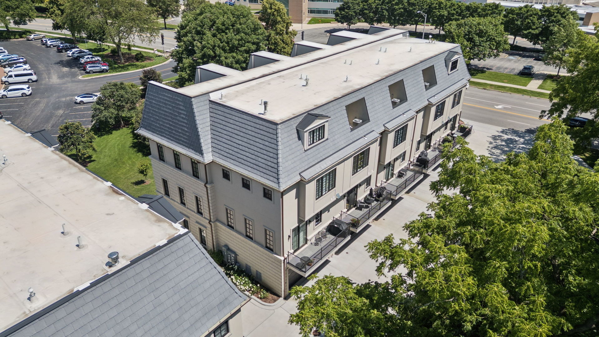 469 Aurora Avenue Unit: 469