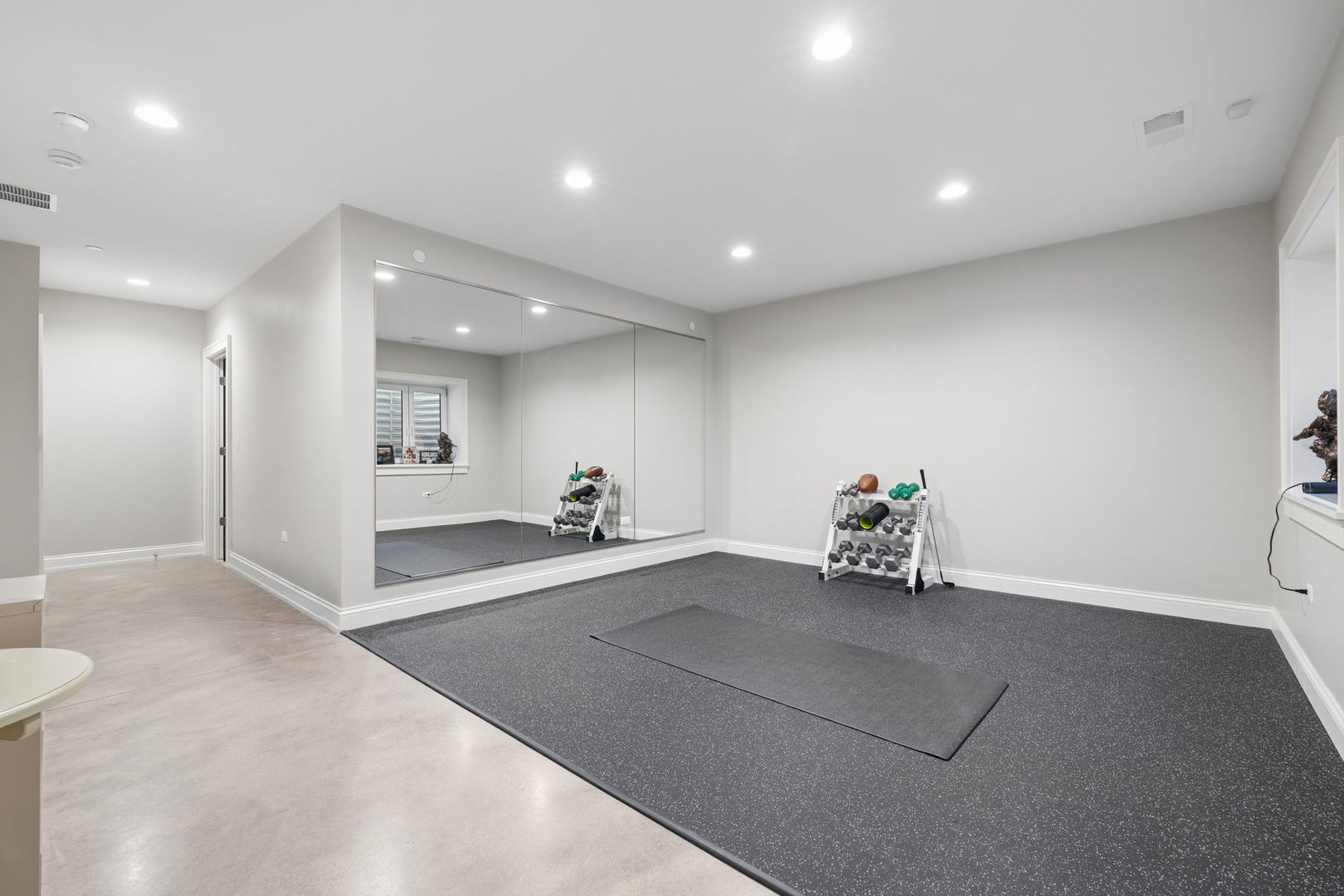 469 Aurora Avenue Unit: 469
