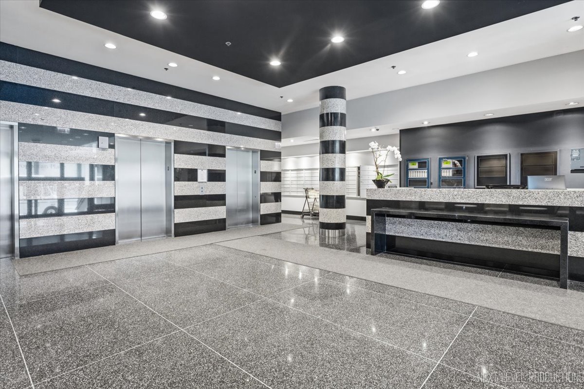 130 S Canal Street Unit: 210