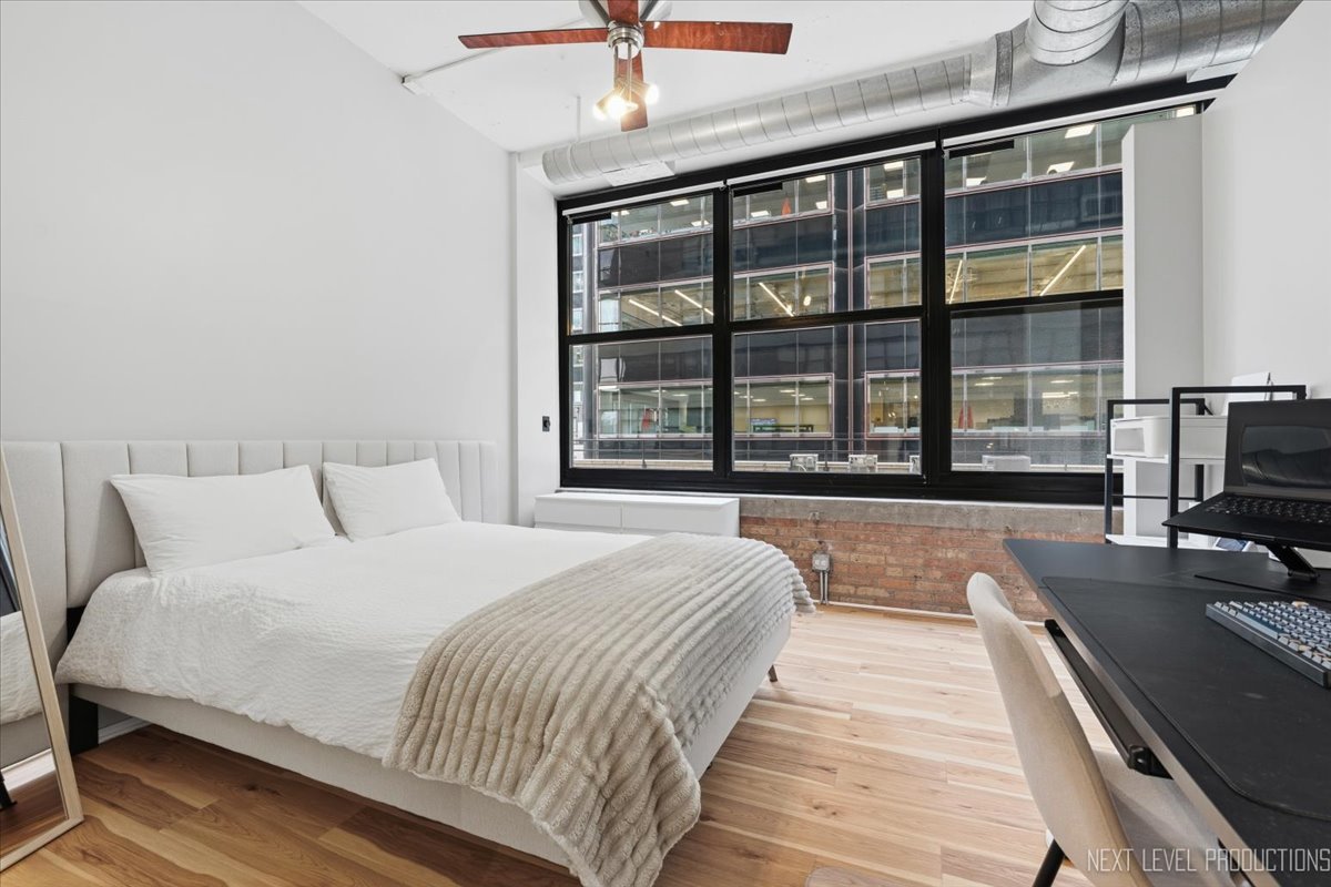 130 S Canal Street Unit: 210